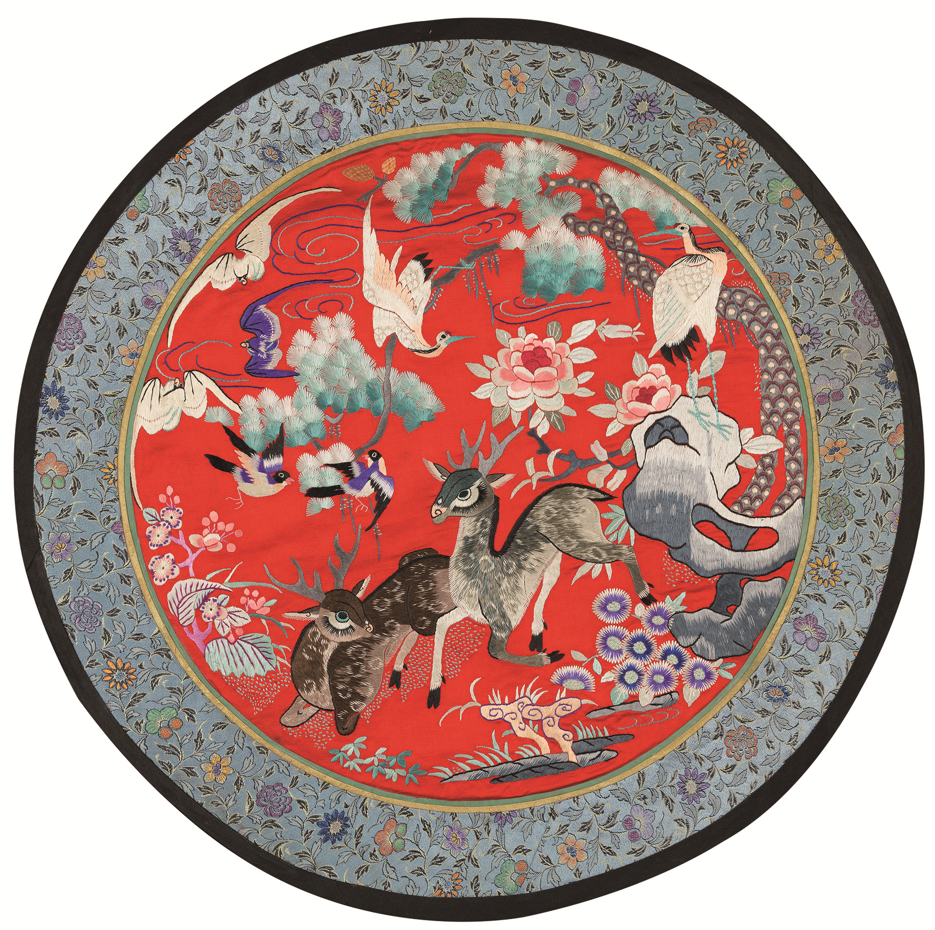 鹤鹿同春圆绣片
